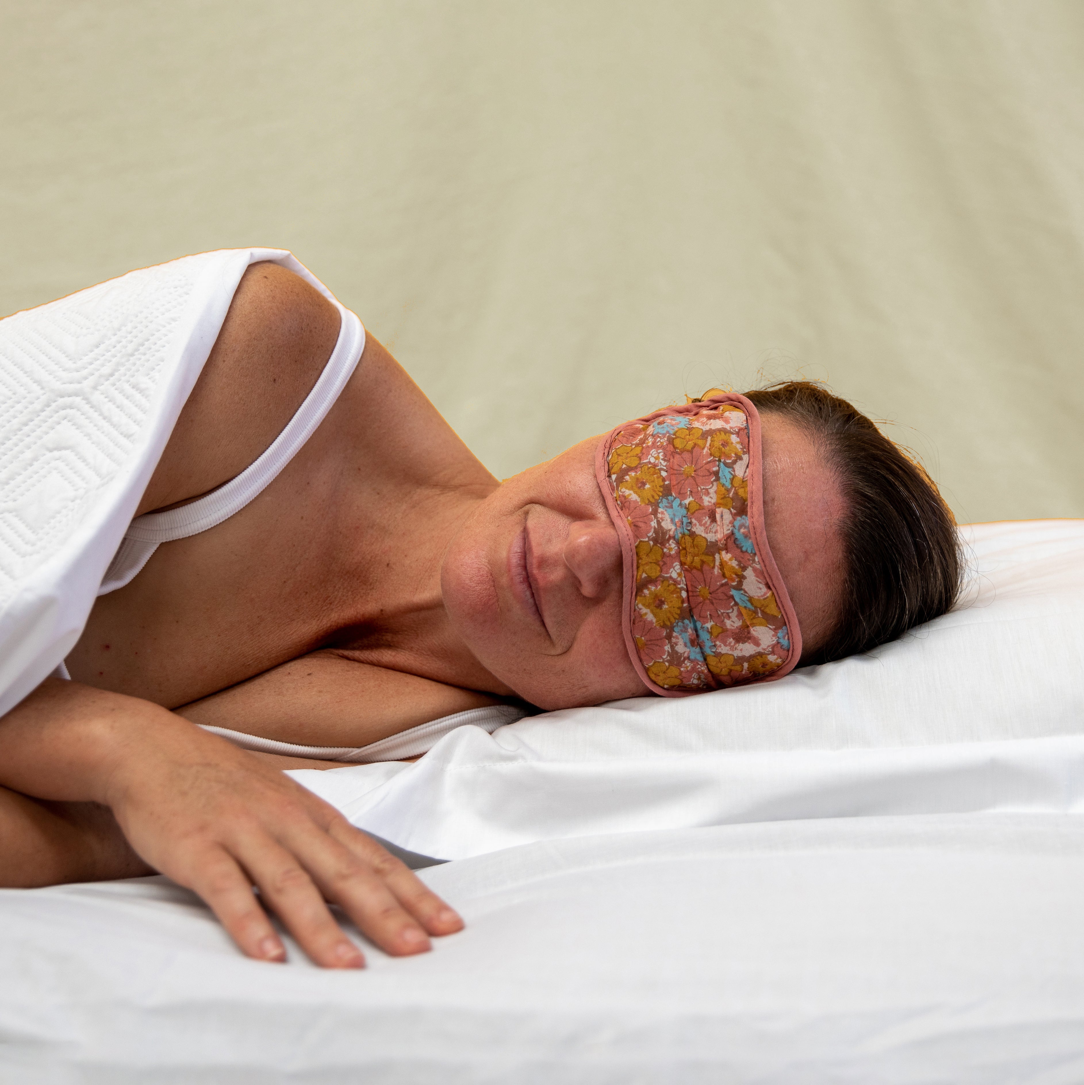 Daydream Me Eye-Cushion